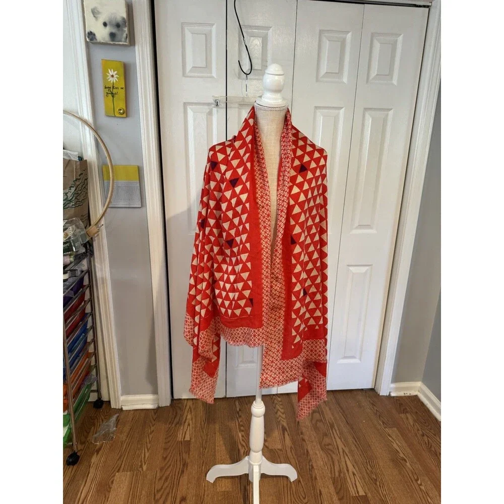 Shiraleah Chicago Tomato red & Cream Triangle  Pattern Rectangular Scarf  34
